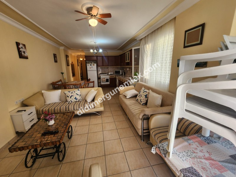 DİDİM ALTINKUM MAHALLESİNDE DENİZE 100 METRE AÇIK MUTFAKLI 2+1 SATILIK DAİRE
