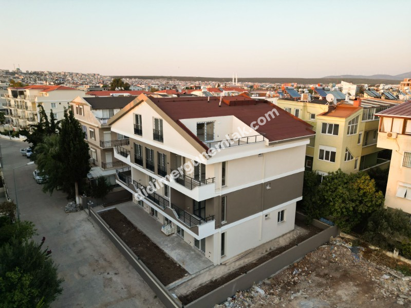  ALTINKUM’DA DENİZE YÜRÜME MESAFESİNDE SIFIR 2+1 DAİRE!