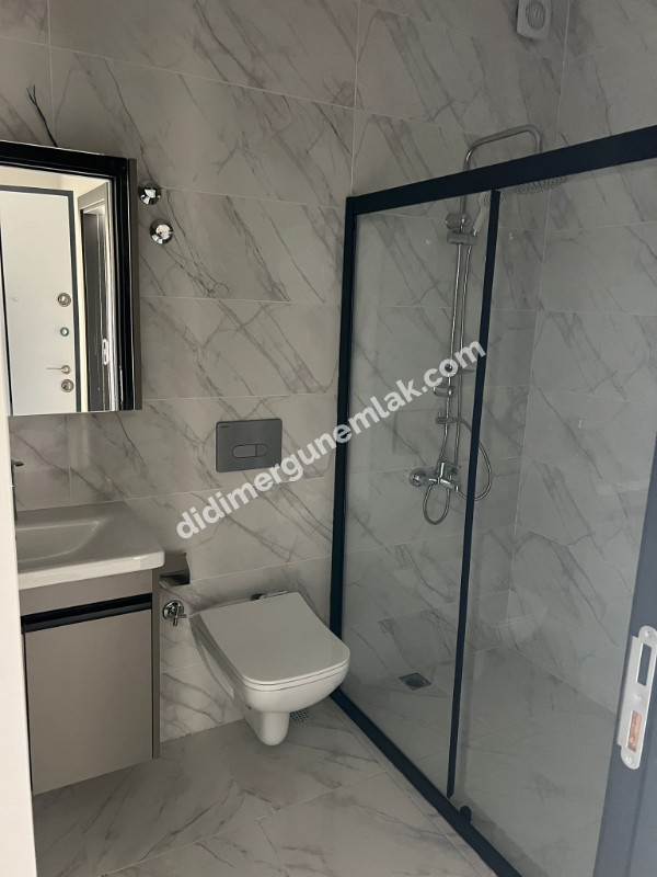  ALTINKUM’DA DENİZE YÜRÜME MESAFESİNDE SIFIR 2+1 DAİRE!