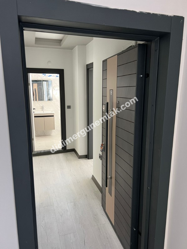  ALTINKUM’DA DENİZE YÜRÜME MESAFESİNDE SIFIR 2+1 DAİRE!