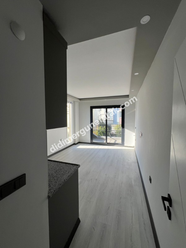  ALTINKUM’DA DENİZE YÜRÜME MESAFESİNDE SIFIR 2+1 DAİRE!