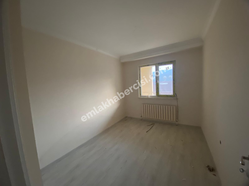 MUDANYA HALİTPAŞA 'da SATILIK 100 M2 AYRI MUTFAKLI DENİZ GÖRÜR SIFIR 2+1 DAİRE