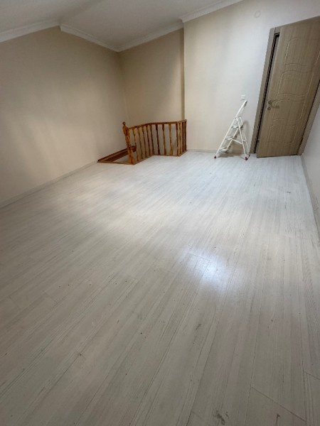 Çırçır’da Asansörlü 4+1 Yeni Kiralık Dubleks