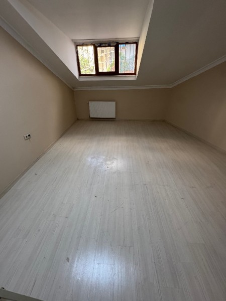 Çırçır’da Asansörlü 4+1 Yeni Kiralık Dubleks