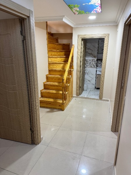 Çırçır’da Asansörlü 4+1 Yeni Kiralık Dubleks