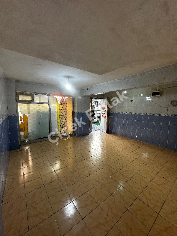 Yeşilpınar'da 50 m2 Wc'li Kiralık İşyeri
