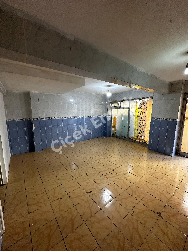 Yeşilpınar'da 50 m2 Wc'li Kiralık İşyeri