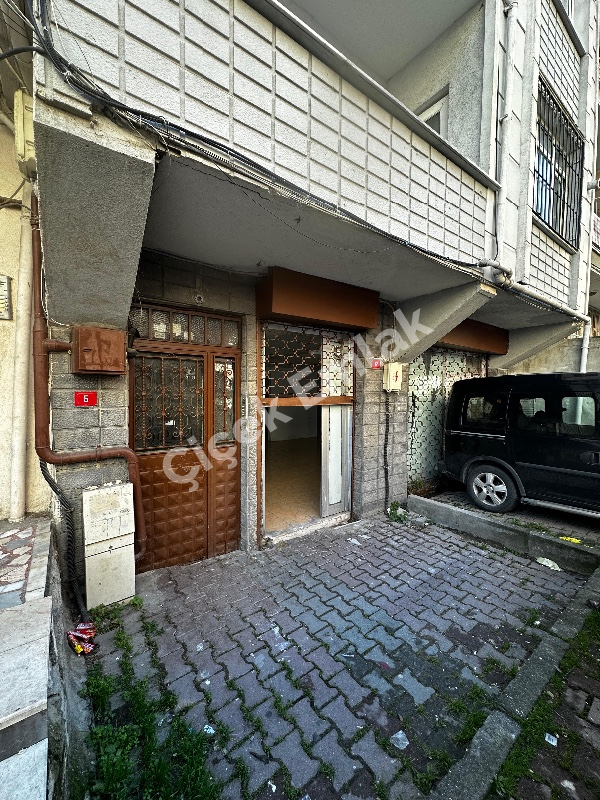 Yeşilpınar'da 50 m2 Wc'li Kiralık İşyeri