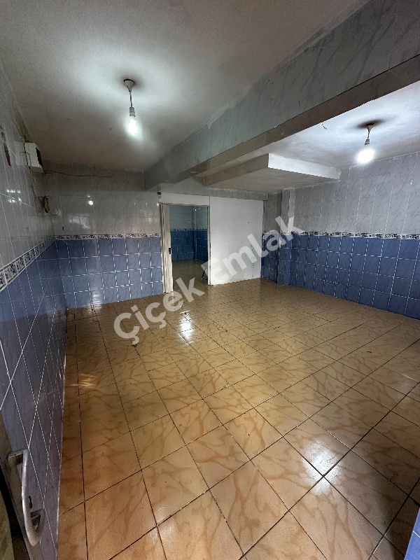 Yeşilpınar'da 50 m2 Wc'li Kiralık İşyeri