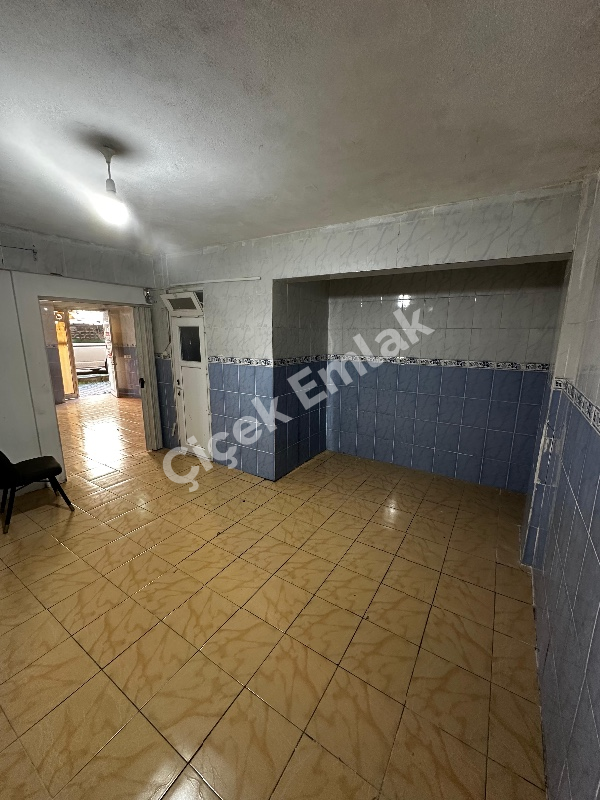 Yeşilpınar'da 50 m2 Wc'li Kiralık İşyeri