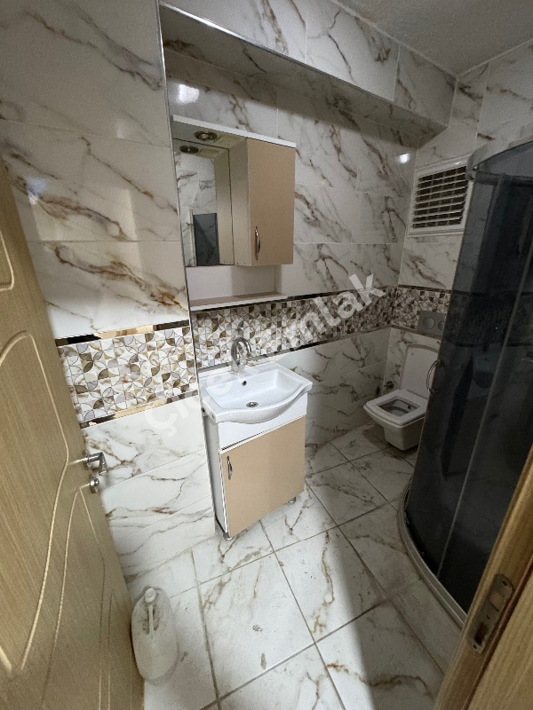 Çırçır’da Asansörlü 4+1 Yeni Kiralık Dubleks