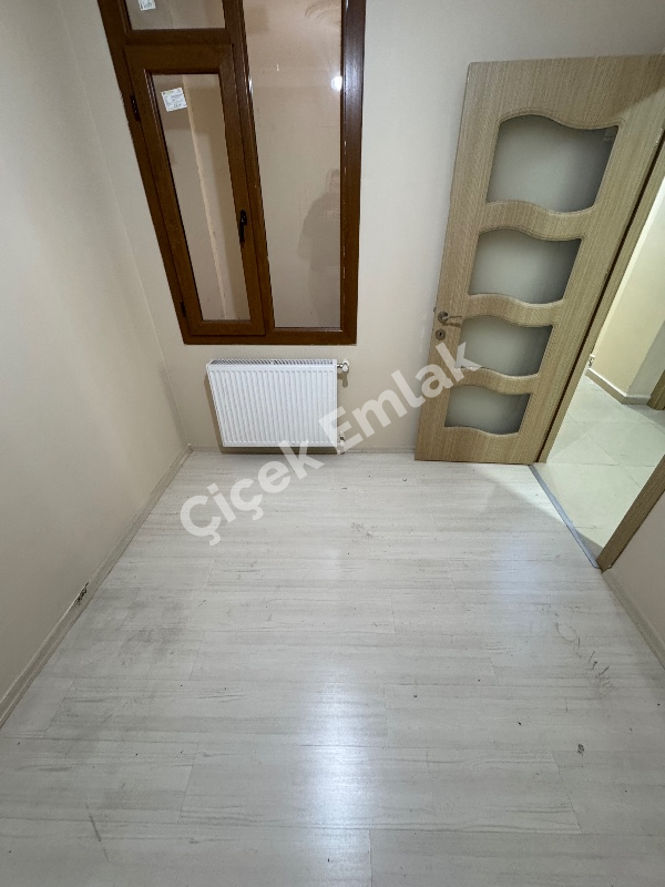 Çırçır’da Asansörlü 4+1 Yeni Kiralık Dubleks