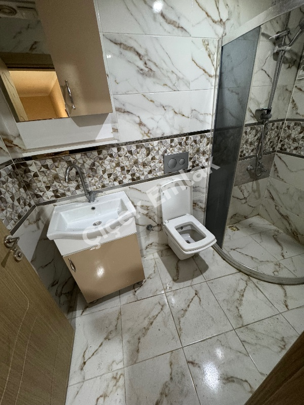 Çırçır’da Asansörlü 4+1 Yeni Kiralık Dubleks
