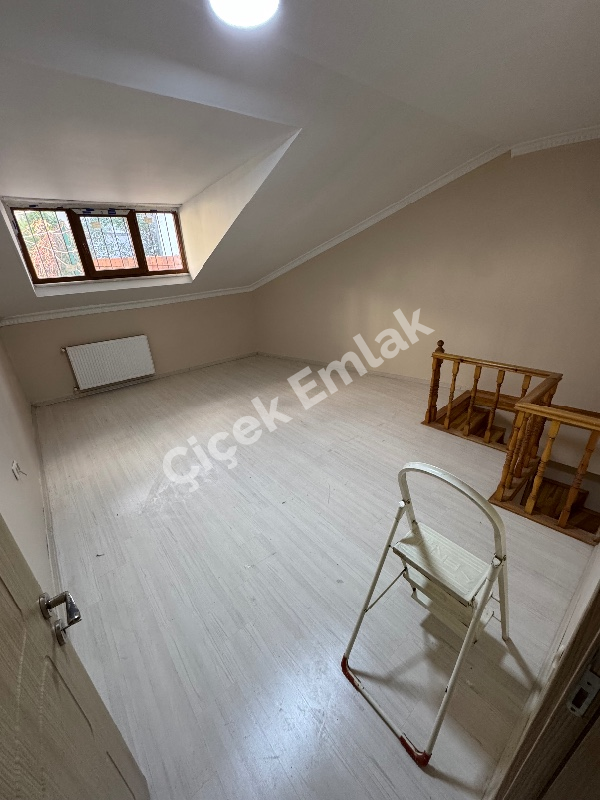 Çırçır’da Asansörlü 4+1 Yeni Kiralık Dubleks