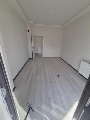 Güvenay - Çorum Çepni Mahallesi Fen Lisesi Bölgesi 3+1 Sıfır Daire