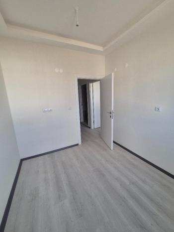 Güvenay - Çorum Çepni Mahallesi Fen Lisesi Bölgesi 3+1 Sıfır Daire