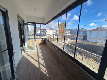 Güvenay - Çorum Çepni Mahallesi Fen Lisesi Bölgesi 3+1 Sıfır Daire