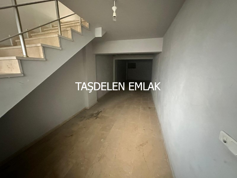 YENİMAHALLE İSTANBUL CADDESİNE CEPHE İŞYERİ