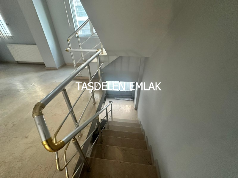 YENİMAHALLE İSTANBUL CADDESİNE CEPHE İŞYERİ