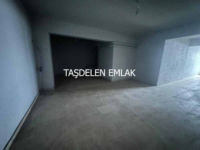 YENİMAHALLE İSTANBUL CADDESİNE CEPHE İŞYERİ