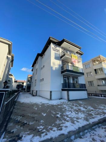 AFYON ÜÇOK EMLAKTAN MAREŞAL F ÇAKMAK MAH SATILIK SIFIR ULTRA LÜX 2+1 DAİRELER