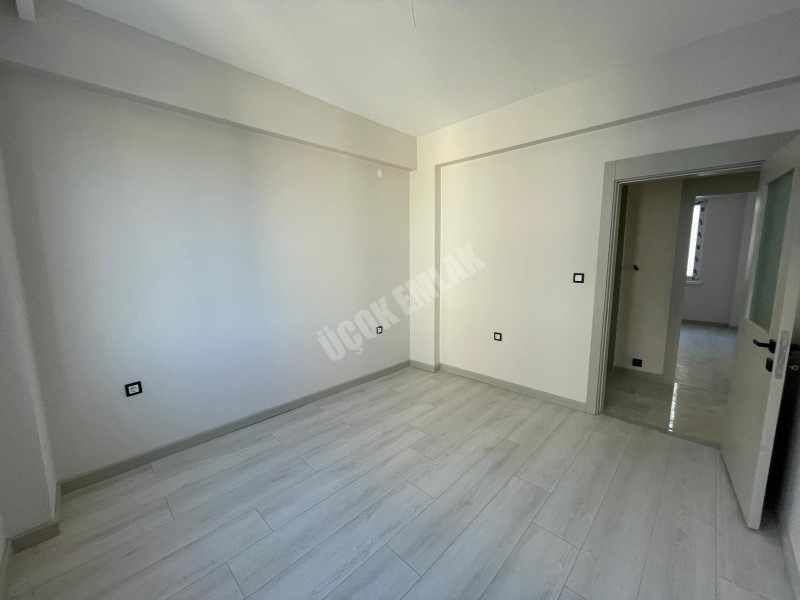 AFYON ÜÇOK EMLAKTAN MAREŞAL F ÇAKMAK MAH SATILIK SIFIR ULTRA LÜX 2+1 DAİRELER