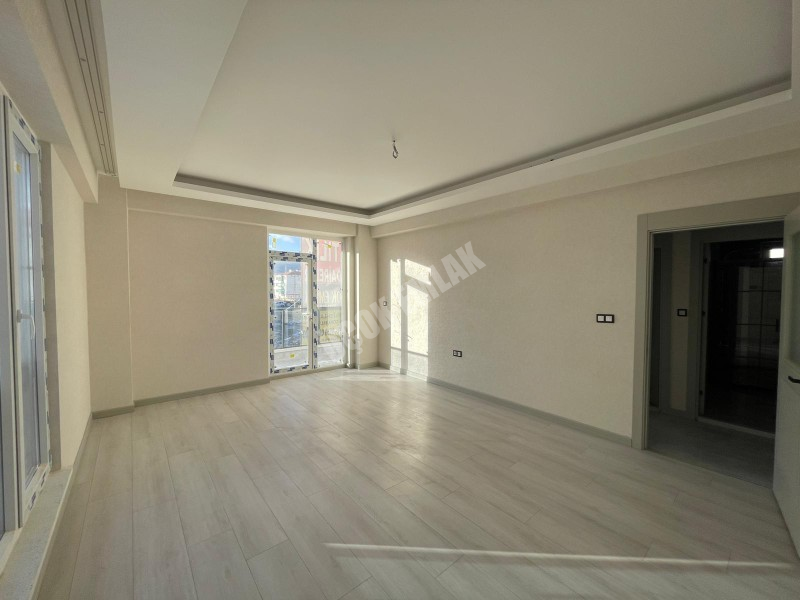 AFYON ÜÇOK EMLAKTAN MAREŞAL F ÇAKMAK MAH SATILIK SIFIR ULTRA LÜX 2+1 DAİRELER