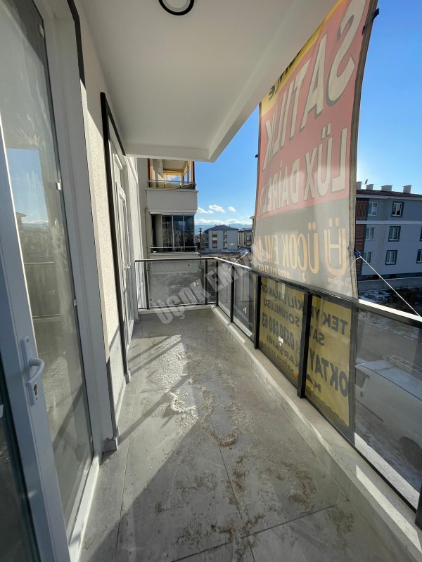 AFYON ÜÇOK EMLAKTAN MAREŞAL F ÇAKMAK MAH SATILIK SIFIR ULTRA LÜX 2+1 DAİRELER