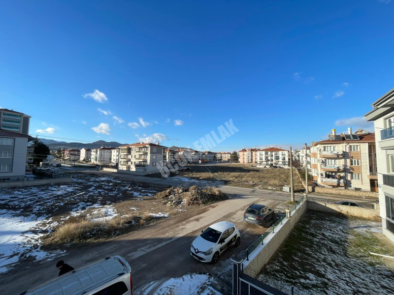 AFYON ÜÇOK EMLAKTAN MAREŞAL F ÇAKMAK MAH SATILIK SIFIR ULTRA LÜX 2+1 DAİRELER