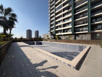 ALYANS'TAN YAŞAMAKTAN KEYİF ALACAĞINIZ LÜKS SİTE İÇERİSİNDE 1+1