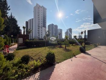 ALYANS'TAN YAŞAMAKTAN KEYİF ALACAĞINIZ LÜKS SİTE İÇERİSİNDE 1+1