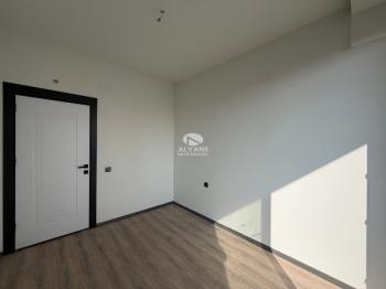 ALYANS'TAN YAŞAMAKTAN KEYİF ALACAĞINIZ LÜKS SİTE İÇERİSİNDE 1+1