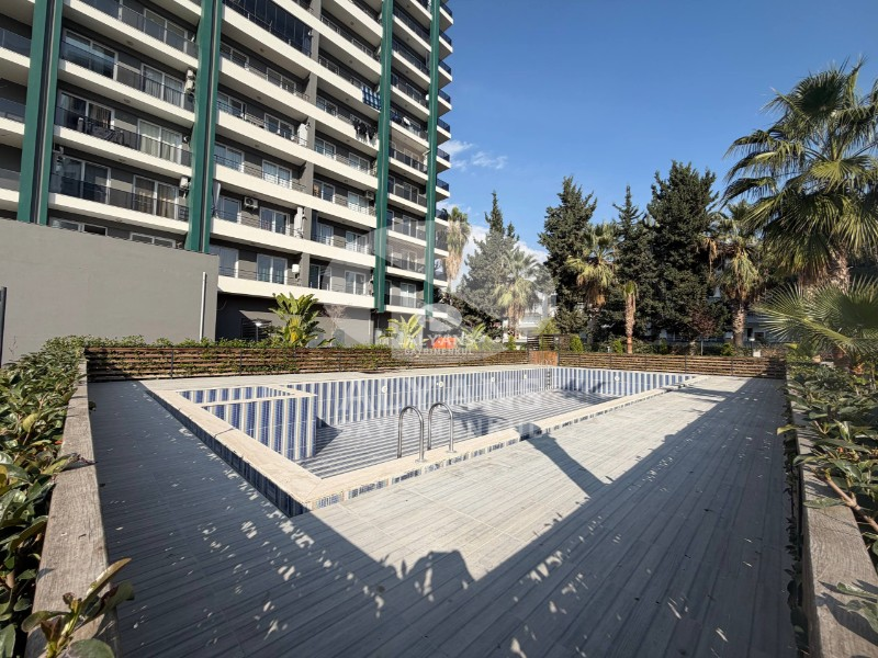 ALYANS'TAN YAŞAMAKTAN KEYİF ALACAĞINIZ LÜKS SİTE İÇERİSİNDE 1+1