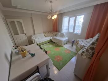 EFELER MAHALLESİ’NDE MERKEZİ KONUMDA SATILIK FULL EŞYALI 2+1 DAİRE