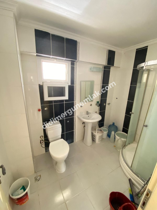 YENİ MAHALLE’DE SATILIK 2+1 AÇIK MUTFAKLI GENİŞ BALKONLU DAİRE