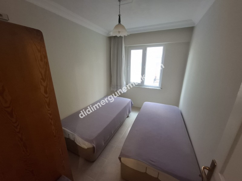 EFELER MAHALLESİ’NDE MERKEZİ KONUMDA SATILIK FULL EŞYALI 2+1 DAİRE