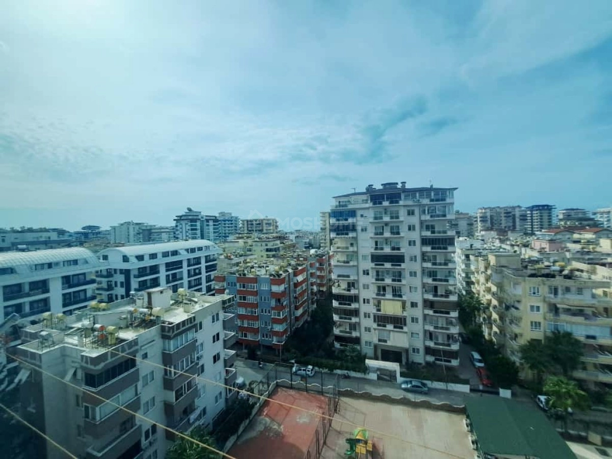 Mahmutlar’da Denize Yakın Eşyalı Stüdyo