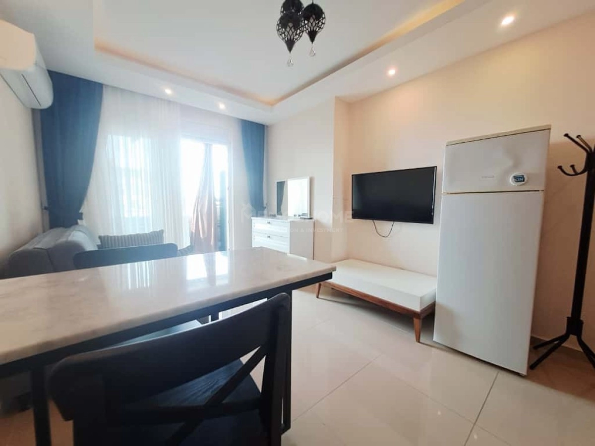 Mahmutlar’da Denize Yakın Eşyalı Stüdyo