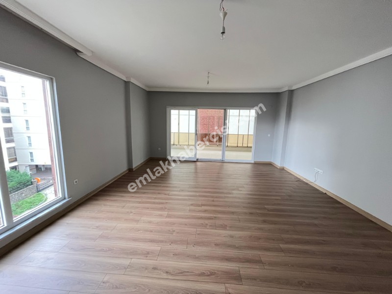 MUDANYA GÜZELYALI SEYİRTEPE KONAKLARI'NDA DENİZ MANZARALI 3+1 ÖN CEPHE ARAKAT DAİRE