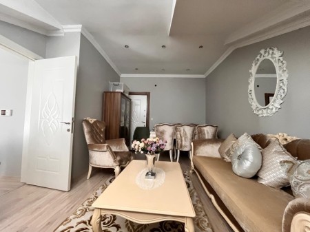 Çırçır'da Cadde'de Otoparklı Asansörlü Bina'da 3+1 Satılık Dubleks