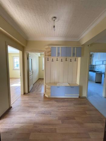 AFYON ÜÇOK EMLAKTAN FATİH MAH KİRALIK 3+1 TEMİZ BAKIMLI 1 KAT DAİRE