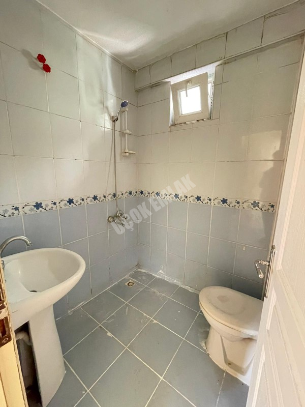 AFYON ÜÇOK EMLAKTAN FATİH MAH KİRALIK 3+1 TEMİZ BAKIMLI 1 KAT DAİRE