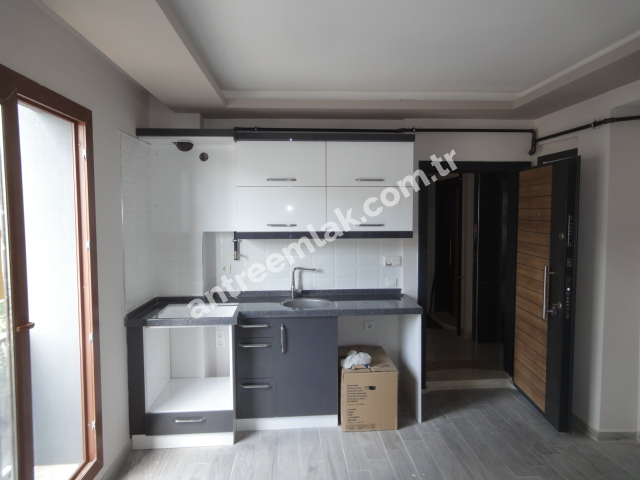 Antre Emlak'tan Kiralık Refet Bele Mahallesinde 2+1 Doğalgazlı Yeni Daire