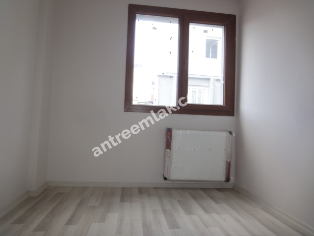Antre Emlak'tan Kiralık Refet Bele Mahallesinde 2+1 Doğalgazlı Yeni Daire