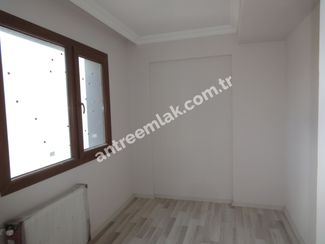 Antre Emlak'tan Kiralık Refet Bele Mahallesinde 2+1 Doğalgazlı Yeni Daire