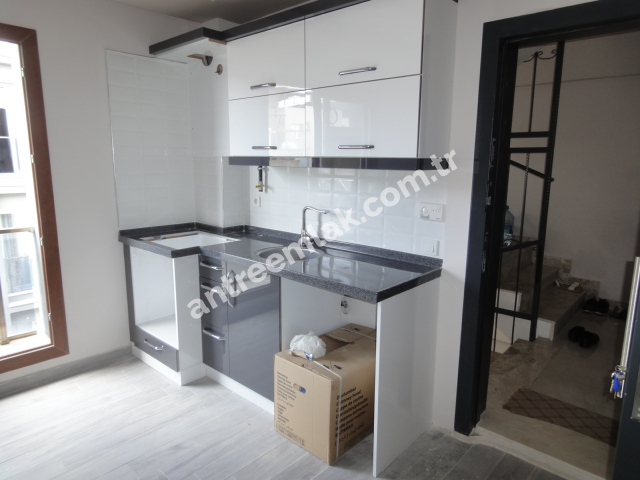 Antre Emlak'tan Kiralık Refet Bele Mahallesinde 2+1 Doğalgazlı Yeni Daire