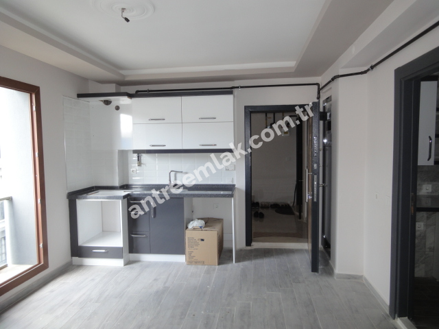 Antre Emlak'tan Kiralık Refet Bele Mahallesinde 2+1 Doğalgazlı Yeni Daire