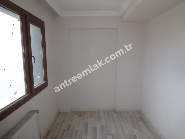 Antre Emlak'tan Kiralık Refet Bele Mahallesinde 2+1 Doğalgazlı Yeni Daire
