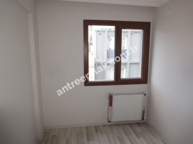 Antre Emlak'tan Kiralık Refet Bele Mahallesinde 2+1 Doğalgazlı Yeni Daire