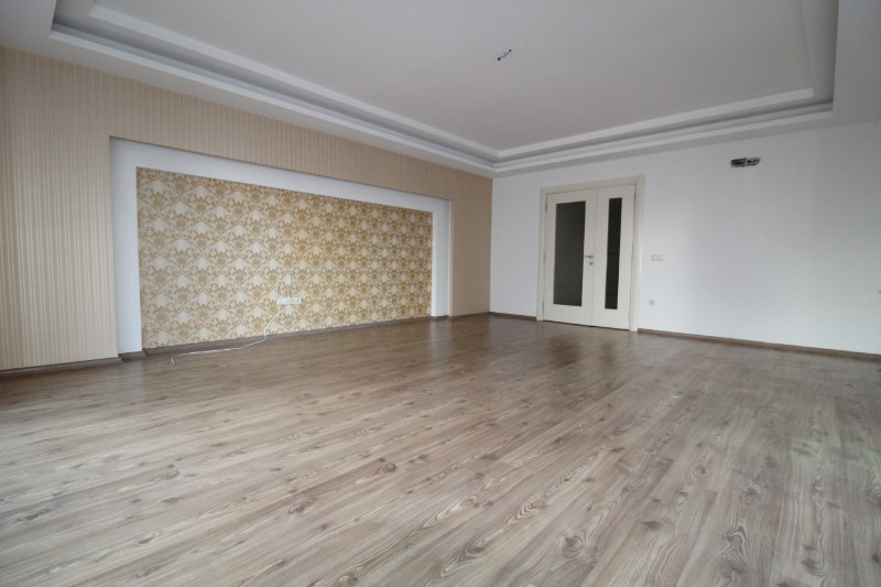 ASLAN'DAN MEZİTLİ DE SİTE İÇİ HAVUZLU KİRALIK 3+1 GENİŞ DAİRE